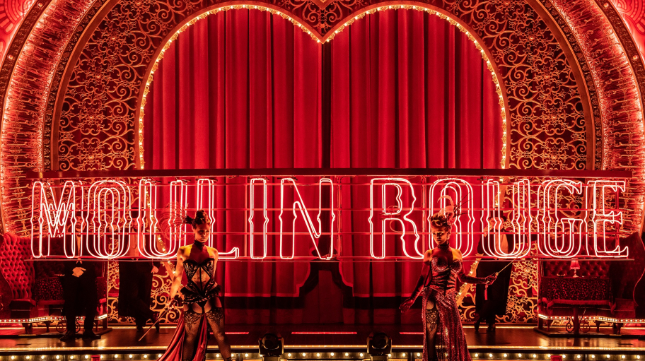 04 - MRDM - Buehne - c Johan Persson