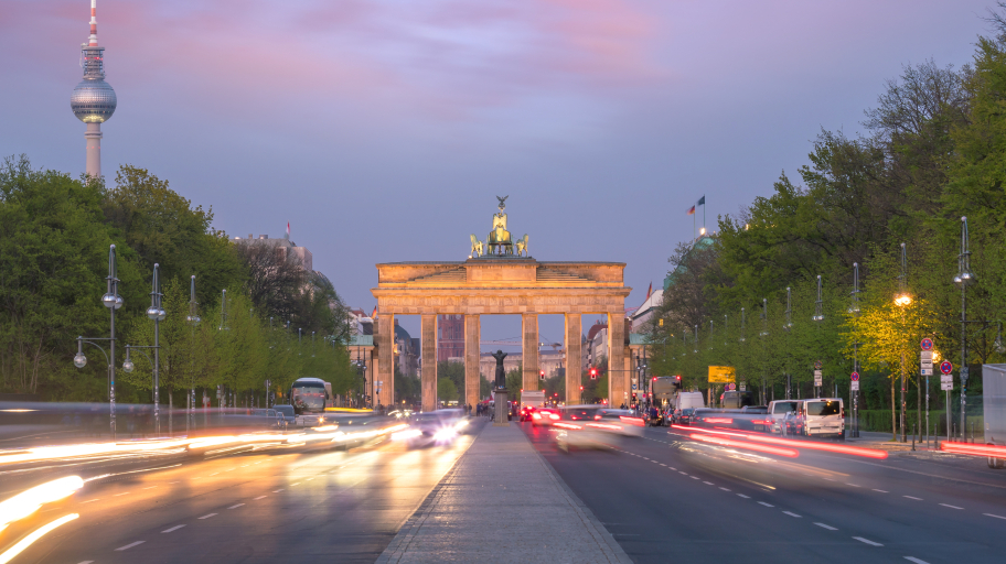 brandenburg-gate-berlin-sunset-germany