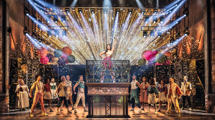 JPG 72 dpi RGB -  JULIA HH Prio1 Roar  C JOHAN PERSSON STAGE ENTERTAINMENT